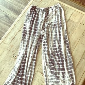 Adorable See you Monday pants